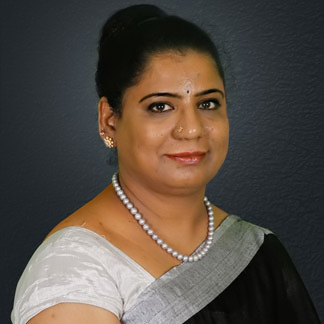 Dr.-Shailaja-Reddy-Chief-Implantologist